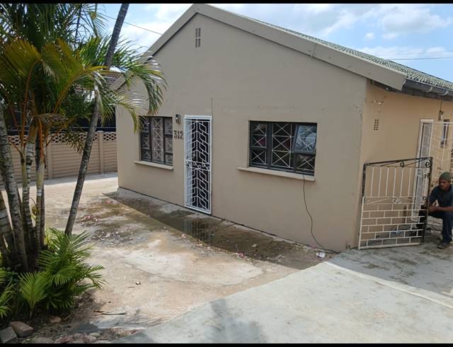3 BEDROOM FREESTANDING TO LET IN WOODVIEW